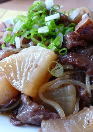 A picture of Pressure-Cooked Beef Tendons in Thick Sauce.