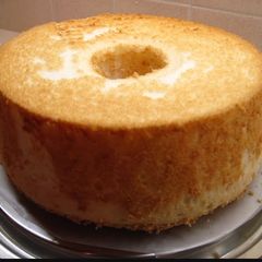 A picture of Angel Cake.