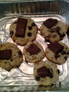 A picture of Hershey chocolate bar cookies.