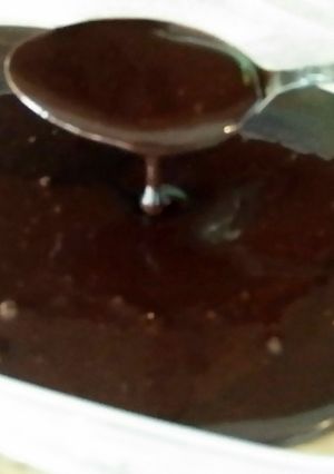 A picture of chocolate glaze.