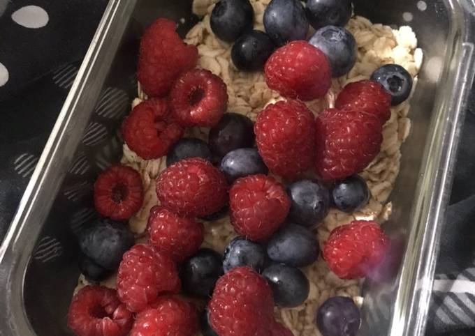 Simple Way to Make Speedy Overnight oats with berries