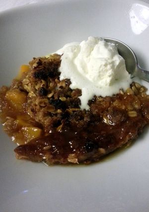 A picture of Peach Crumble.