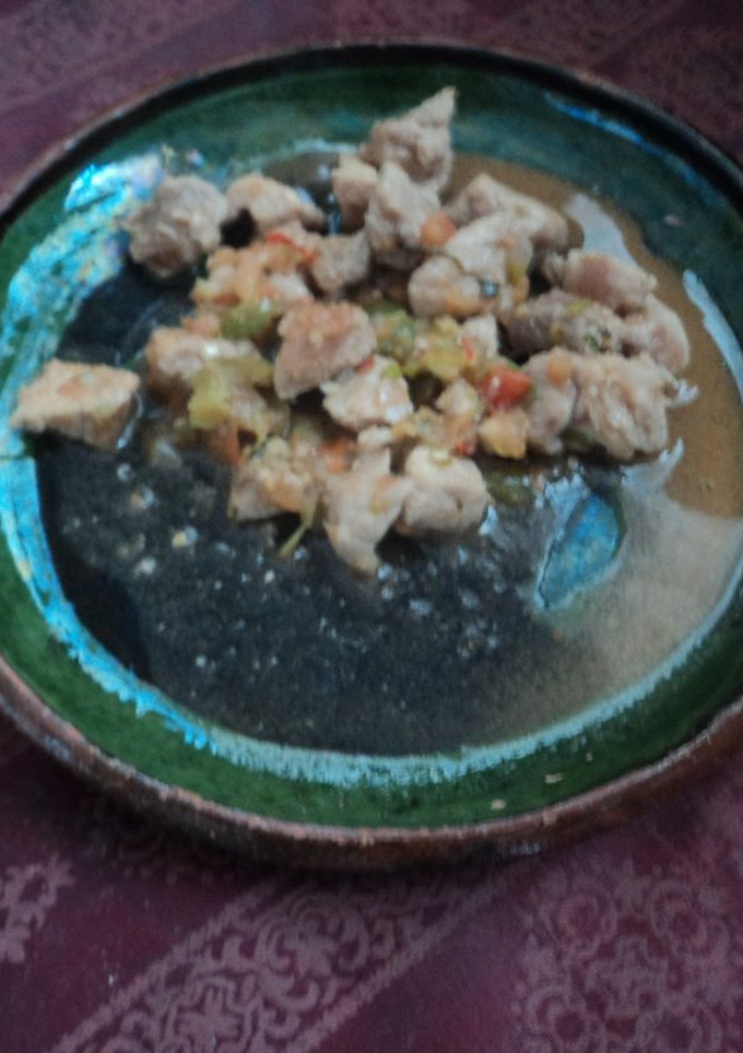 Una foto de Carne de puerco en chile serrano picante mamá Licha a lo ranchero