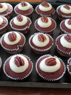 A picture of Wilton's Red velvet cheese cake cupcakes.