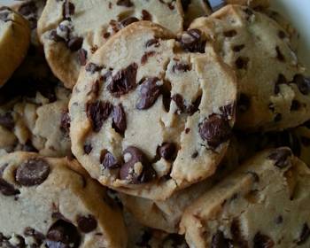 Ready to Serve   Peanut Butter  Chocolate Chip Cookies  Delicious Steady