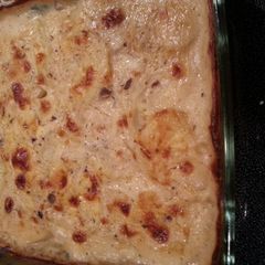 A picture of Italian Scalloped Potatos.