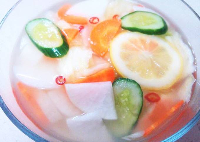 Recipe of Speedy Radish and Pear Mul (Water) Kimchi
