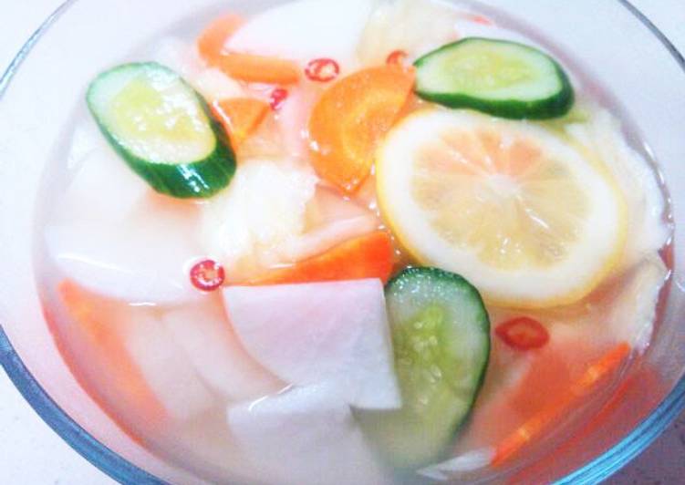 Simple Way to Make Homemade Radish and Pear Mul (Water) Kimchi