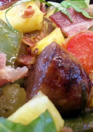 A picture of Sausage & Peppers w/ Bacon.