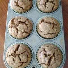 A picture of Banana Pecan Muffins.