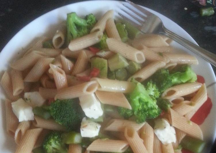 Steps to Make Favorite Haloumi and greens pasta