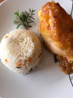 Una foto de Pollo a la mostaza y miel