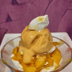 A picture of Mango Cream.