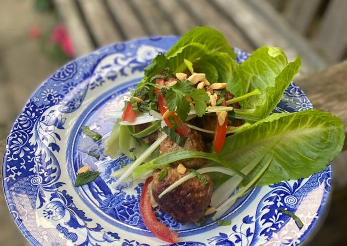 Step-by-Step Guide to Prepare Homemade Summer Asian spiced Pork Balls with Salad