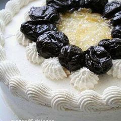 A picture of Black Tea Scented Decoration Cake.