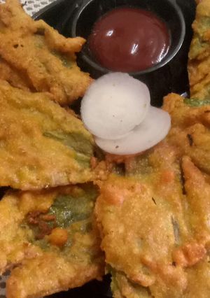 A picture of Palak ke pakode.