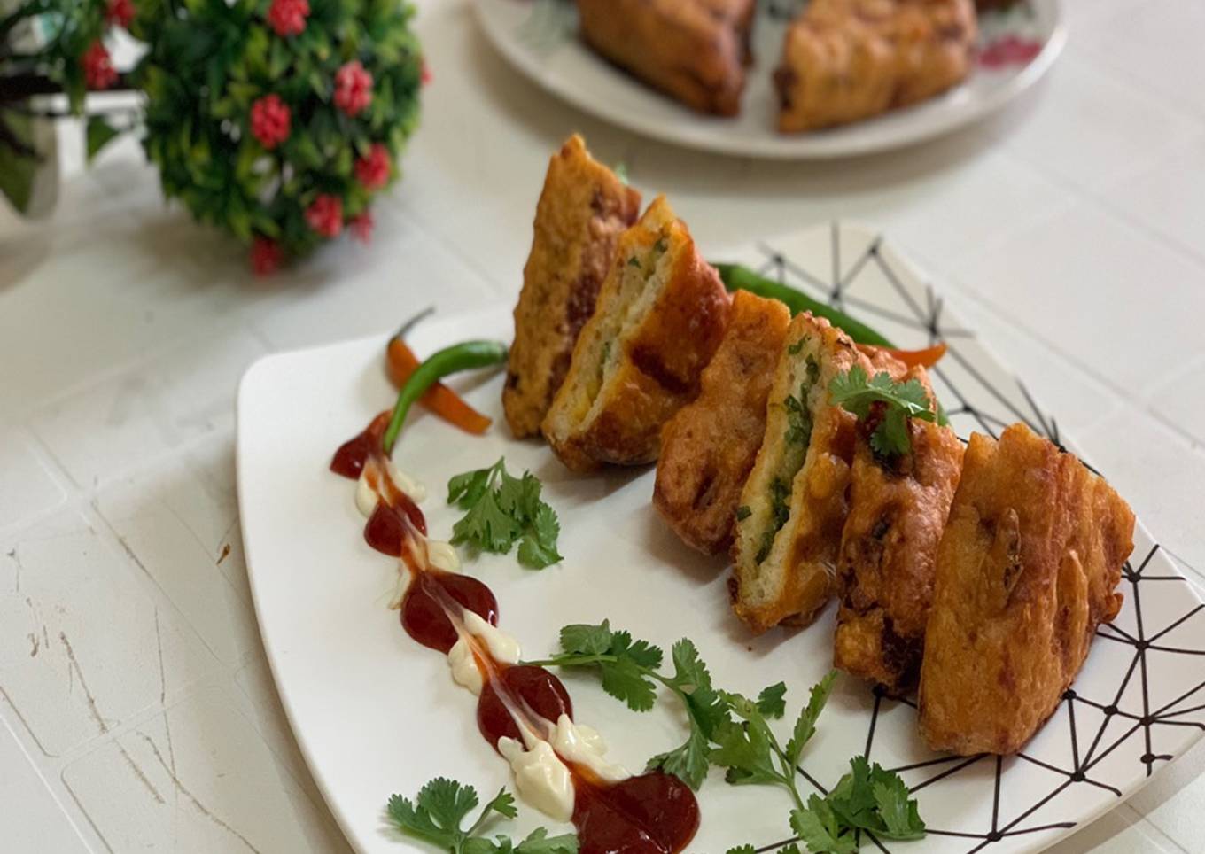 Stuffed bread pakora