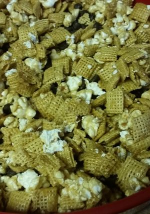 A picture of "More Please" Popcorn Mix.