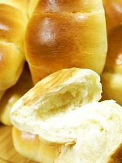 A picture of Super Soft Butter Rolls in a Bread Maker.