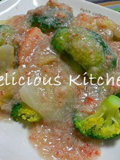 A picture of Broccoli and Chinese Cabbage in Crab Meat Sauce.