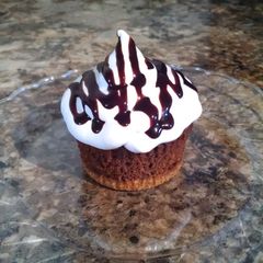 A picture of Smores cupcakes.