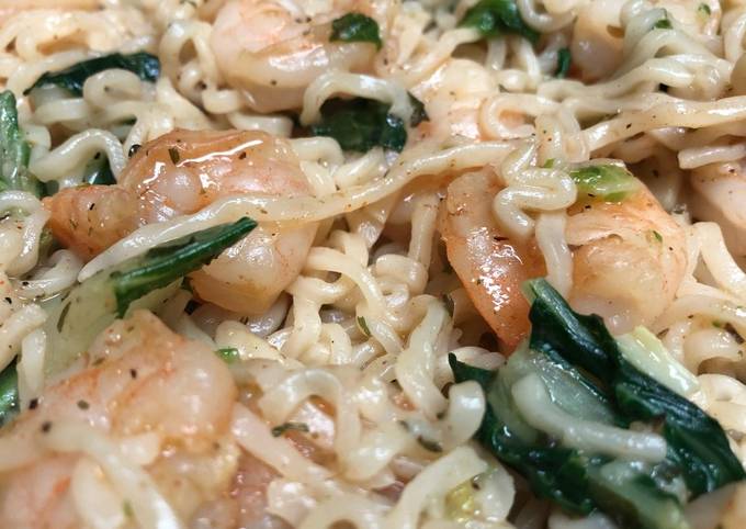 Real shrimp Ramen noodle with bokchoy