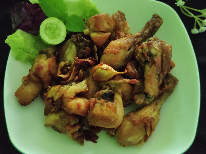 Bagaimana Menyiapkan Ayam goreng bawang Bunda Pasti Bisa