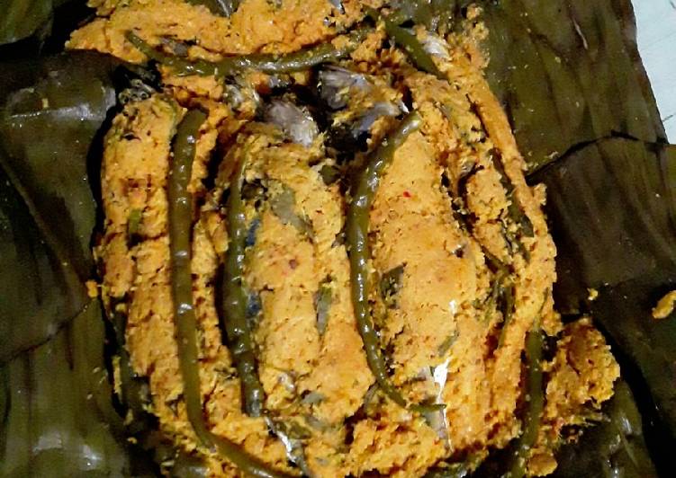 Bumbu mengolah Pepes Ikan Dencis yang Menggugah Selera