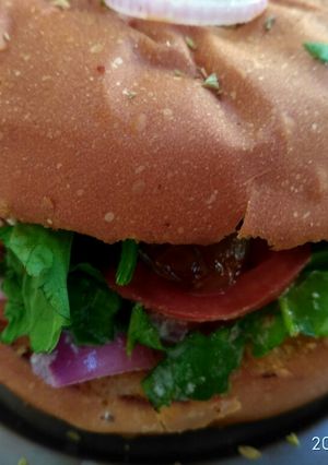 A picture of Letuce homemade burger.