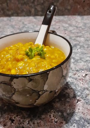 A picture of Chana dal fry.