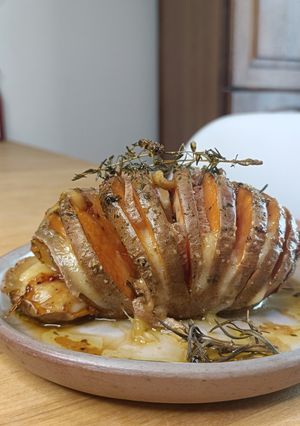 Une photo de 🍠Patates douces au Comté façon Hasselback