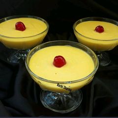 Mango pudding A picture of Mango pudding.