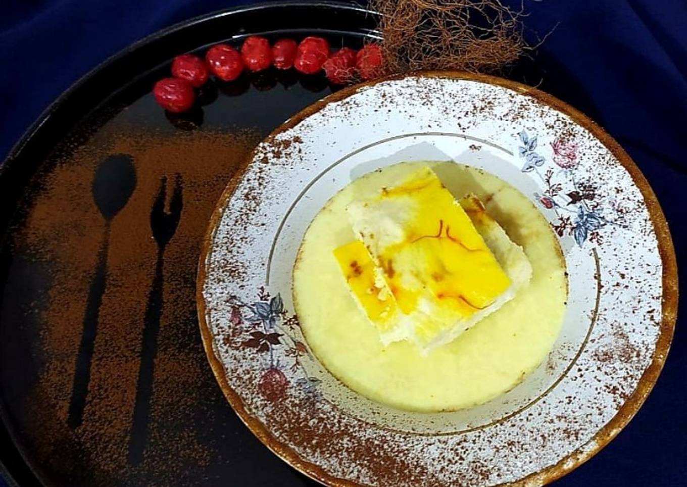 Bhapa Kesar Sandesh/Steamed Saffron Sandesh with Rabdi