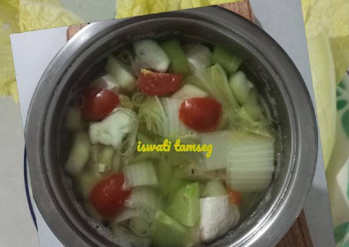 Sayur labu sawi putih