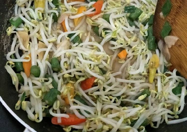 Tumis toge kacang panjang