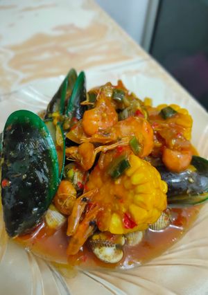 Foto resep Seafood saos padang 🦐🦞🦑🦪🌽🧅🍤