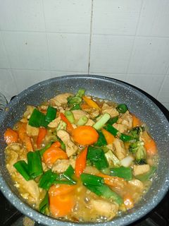 Foto resep Ayam kung pao (tapi ada sayurnya :))