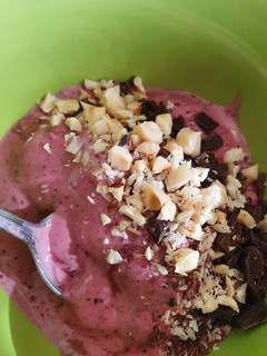 Una foto de Helado de frutos rojos
