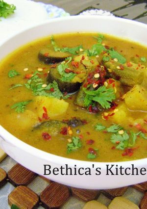 A picture of Sindhi Kadhi.