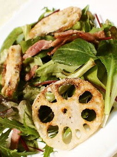 A picture of Simple Lotus Root Salad.