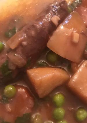 A picture of Beef Stew with Red Wine.