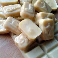 A picture of Vickys Homemade White Chocolate, GF DF EF SF NF.