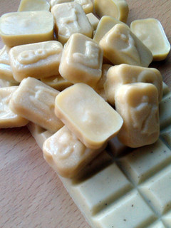 A picture of Vickys Homemade White Chocolate, GF DF EF SF NF.