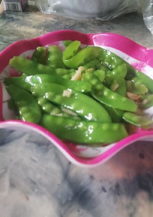 Hình của món Đậu hà lan xào tỏi.