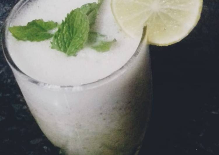 Recipe of Favorite Muskmelon smoothie