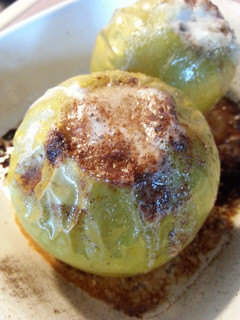 A picture of Baked Apples.