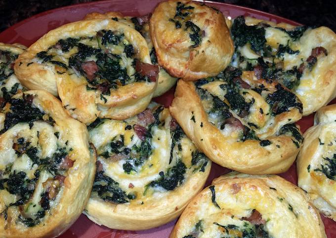 Spinach and Cheese Swirls