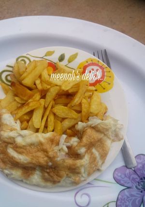 A picture of Chips n friedegg.