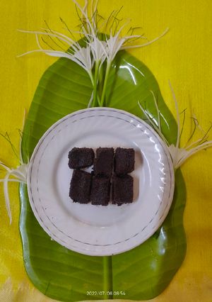 হোমমেড চকোলেট (Homemade Chocolate recipe in Bengali) রেসিপির প্রধান ছবি