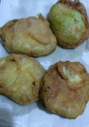 Una foto de Chayote relleno Capeado🍢